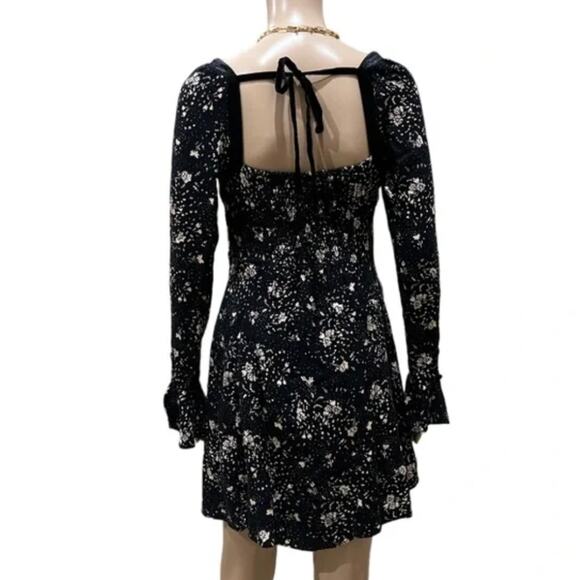 Free People Black and‎ Tan Floral Tess Mini Dress Bell Sleeves Size Large $128 - Picture 6 of 11